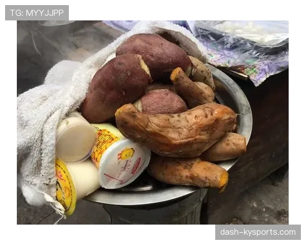 费钰婷拎着十万包逛巷子早餐店,隔壁大妈都看傻了 费钰婷拎着十万包逛巷子早餐店,隔壁大妈都看傻了